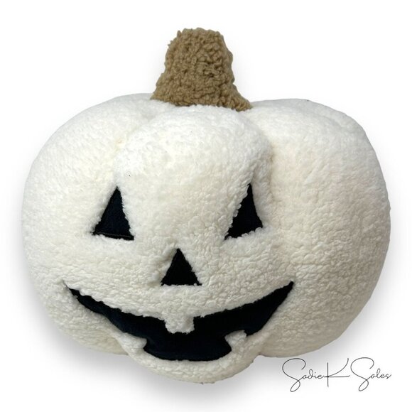 Shearling Pumpkin Halloween Throw Pillow White  - Hyde & Eek - Target 2024 - Picture 5 of 6